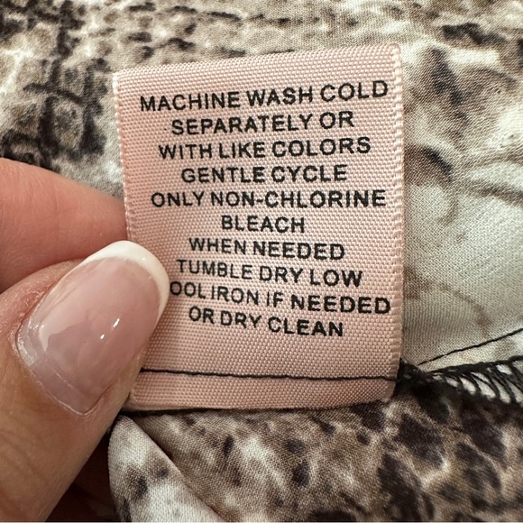 Philosophy Snakeskin Print Button Front Blouse - Size S - Picture 13 of 16